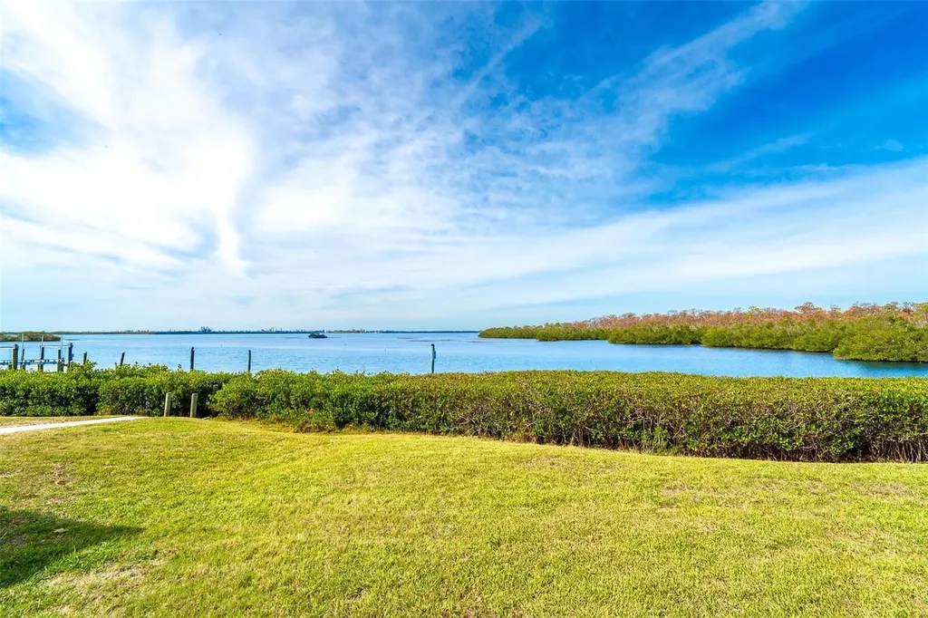 2424 Placida Road Englewood FL 34224