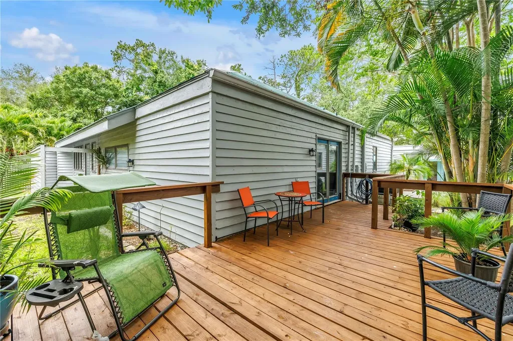 10495 Longwood Drive Seminole FL 33777