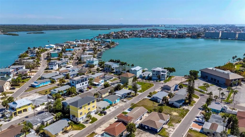 18007 Gulf Boulevard Redington Shores FL 33708