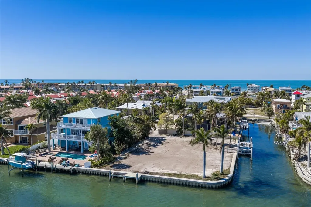 407 20th Place Bradenton Beach FL 34217