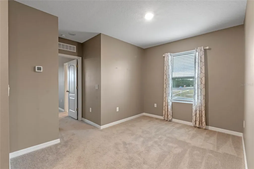 961 Lido Drive Howey In The Hills FL 34737