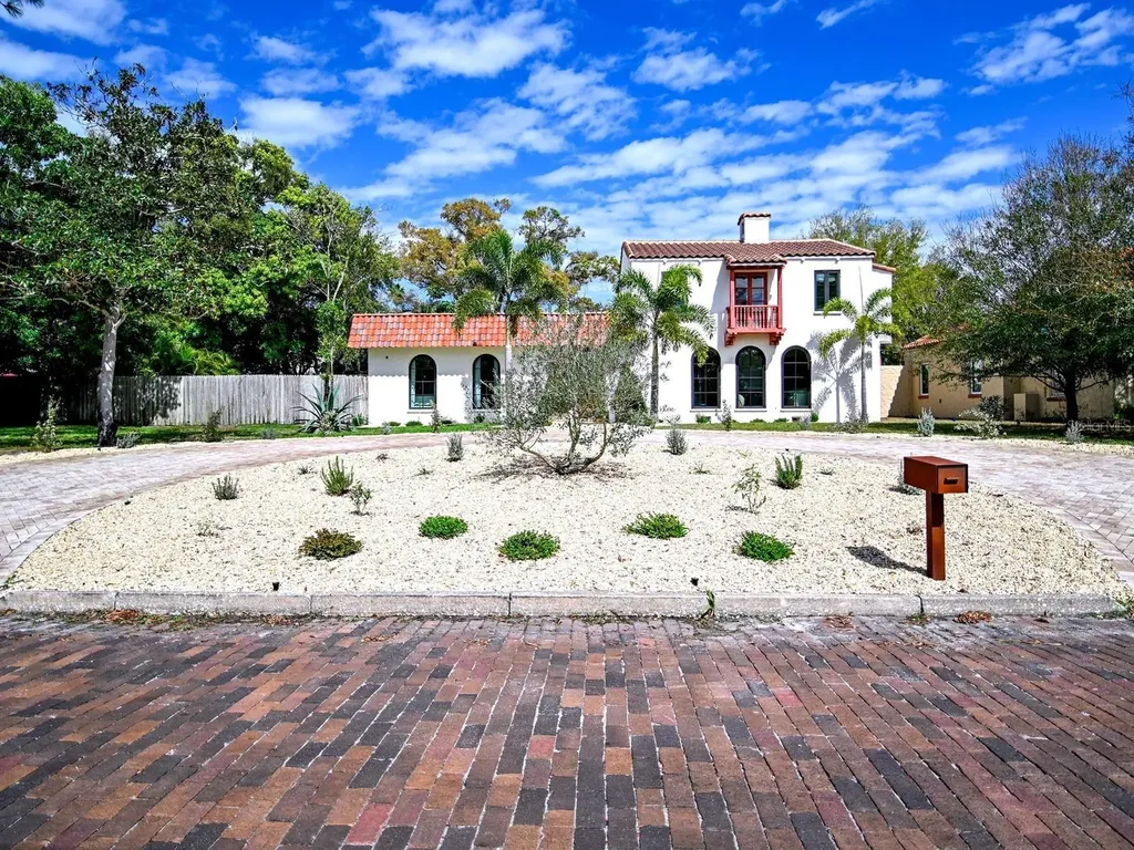 6251 10th Avenue S Gulfport FL 33707