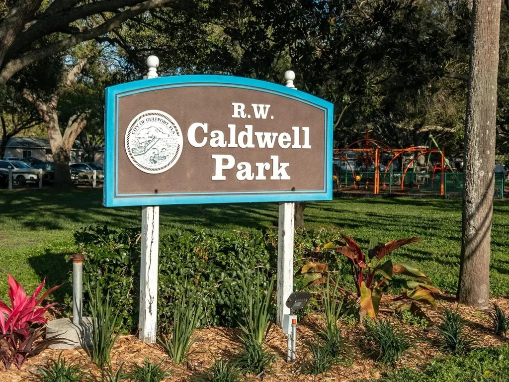 6251 10th Avenue S Gulfport FL 33707