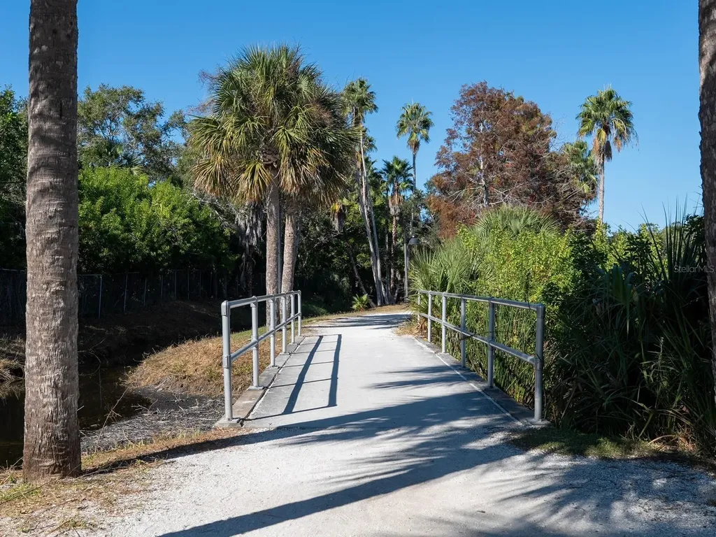 6251 10th Avenue S Gulfport FL 33707