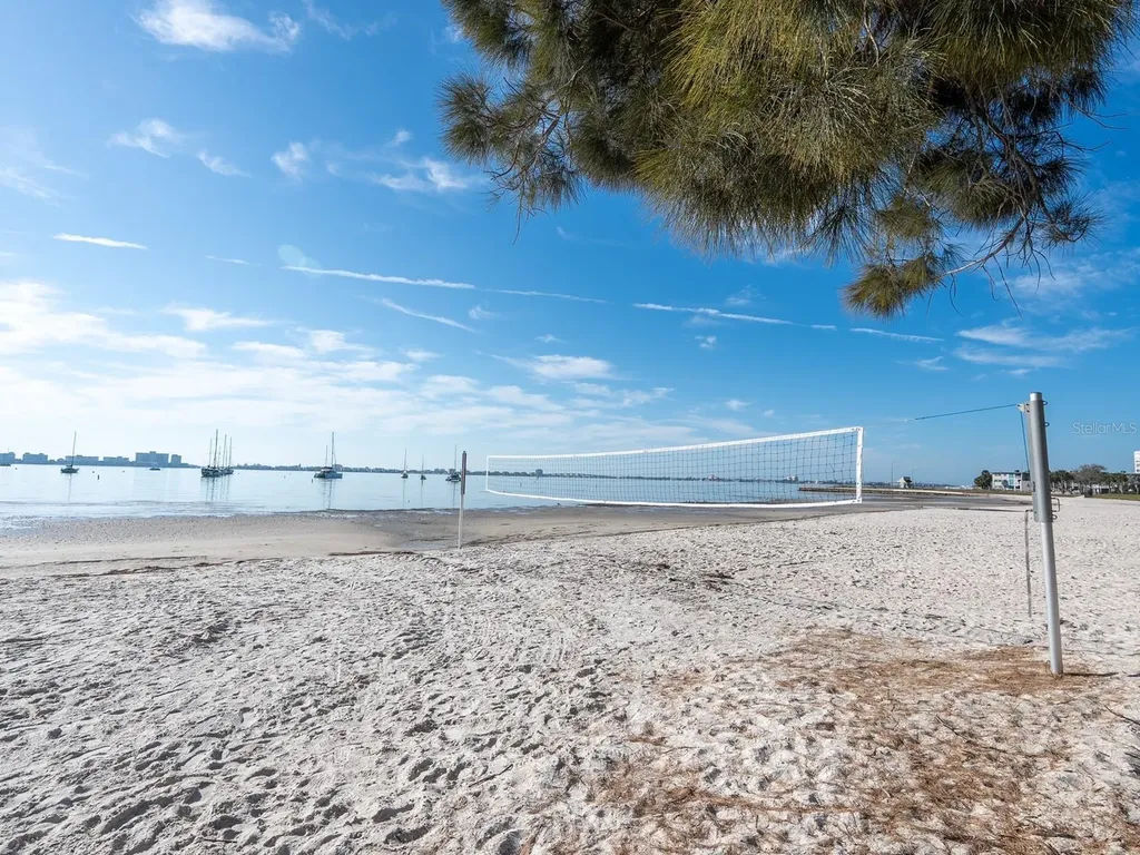 6251 10th Avenue S Gulfport FL 33707