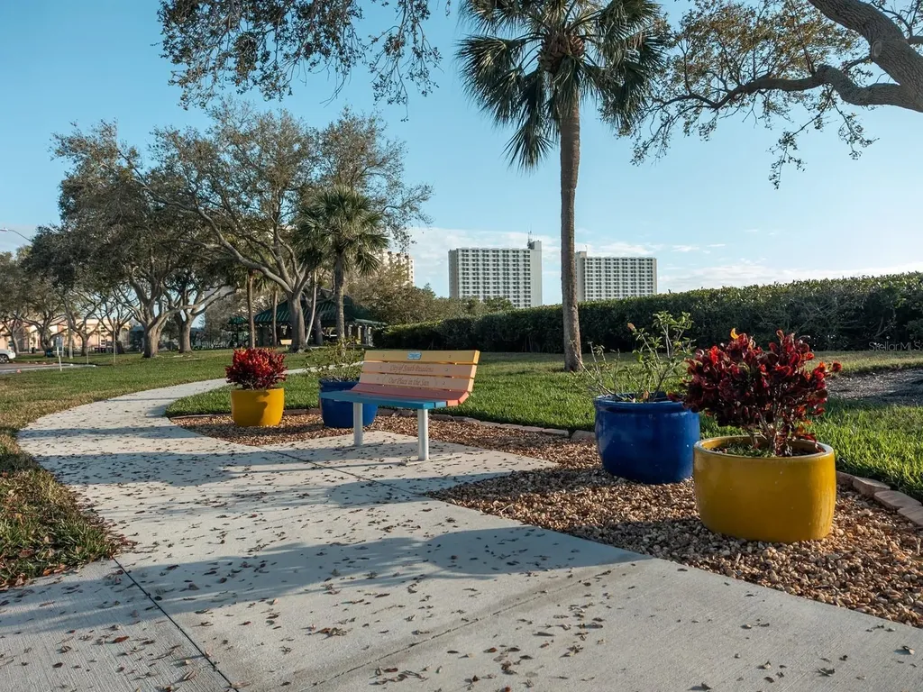 6251 10th Avenue S Gulfport FL 33707