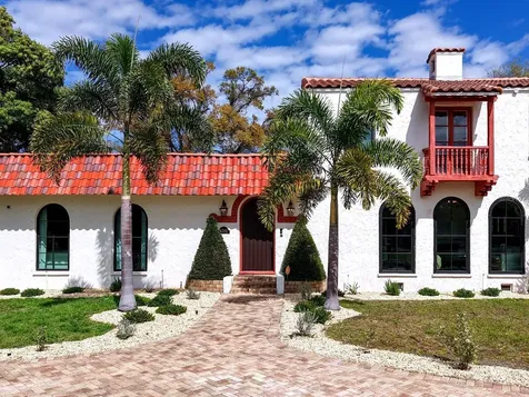 6251 10th Avenue S Gulfport FL 33707