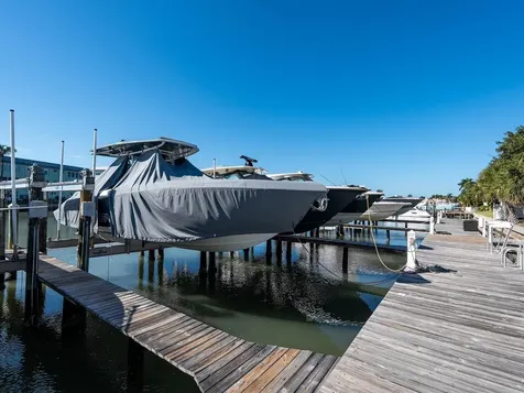 6251 10th Avenue S Gulfport FL 33707