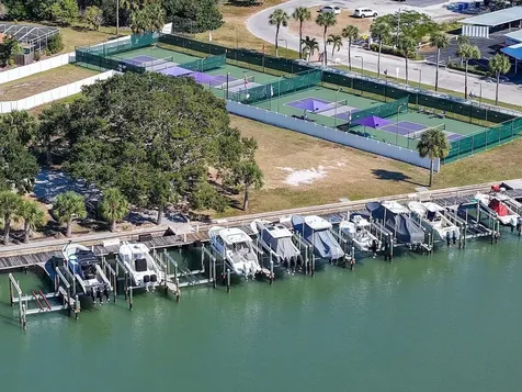 6251 10th Avenue S Gulfport FL 33707