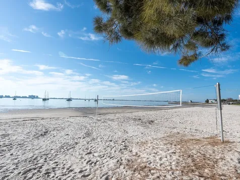 6251 10th Avenue S Gulfport FL 33707