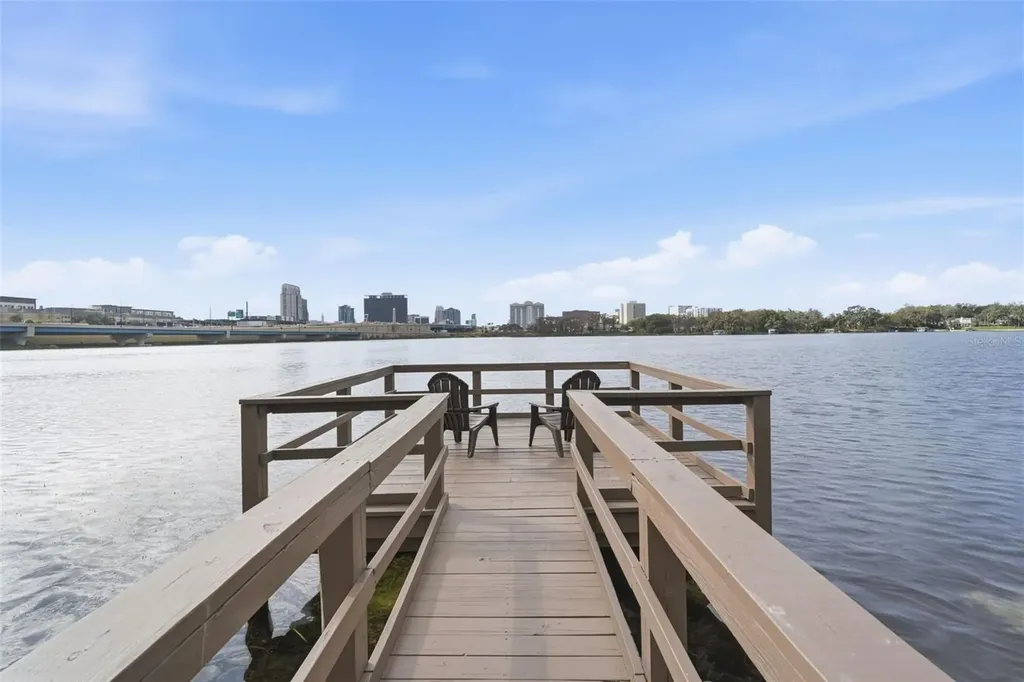 320 Lakeview Street Orlando FL 32804