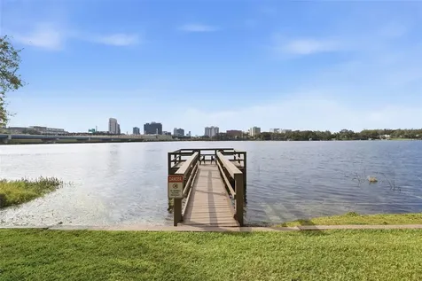 320 Lakeview Street Orlando FL 32804