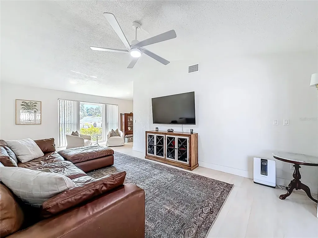 2029 Spanish Pines Drive Dunedin FL 34698