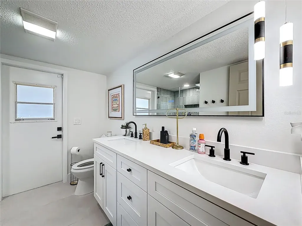 2029 Spanish Pines Drive Dunedin FL 34698
