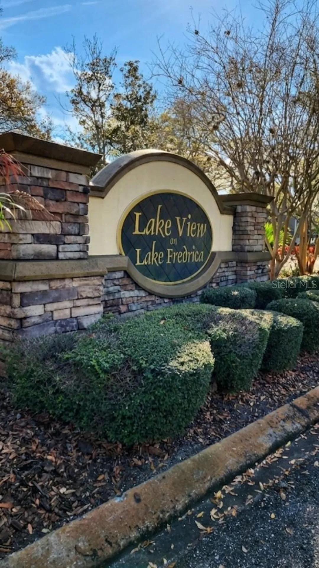 6050 Scotchwood Glen Orlando FL 32822