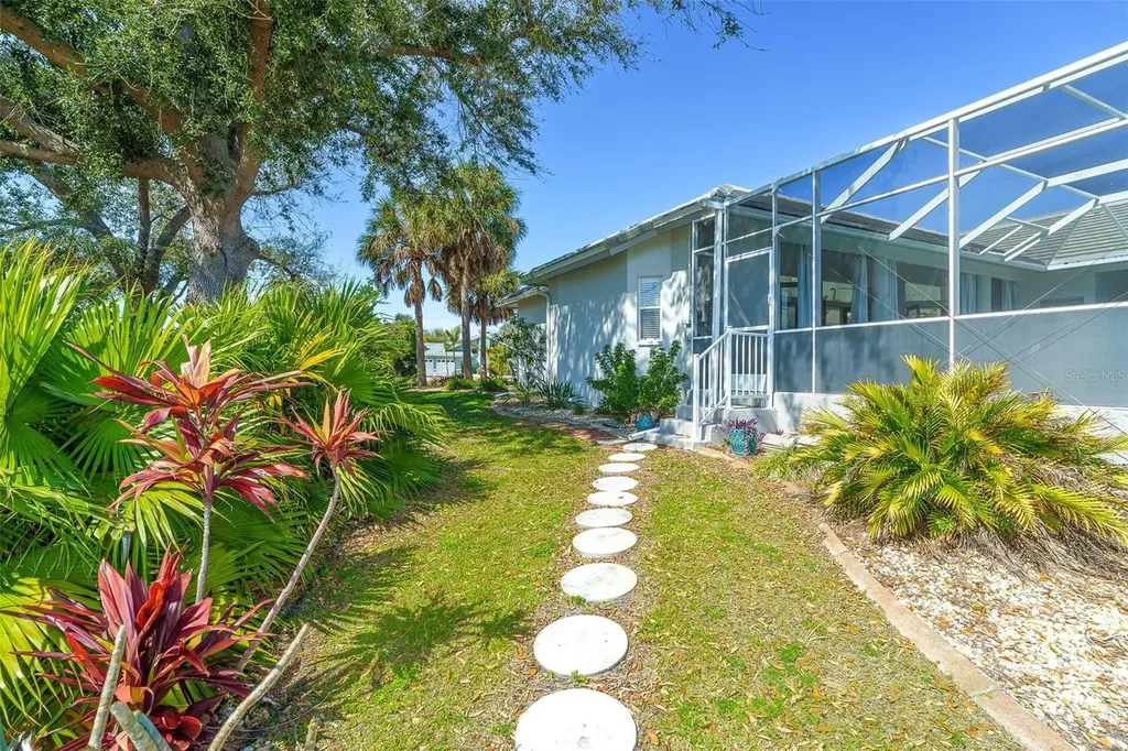 100 N Green Dolphin Drive Cape Haze FL 33946
