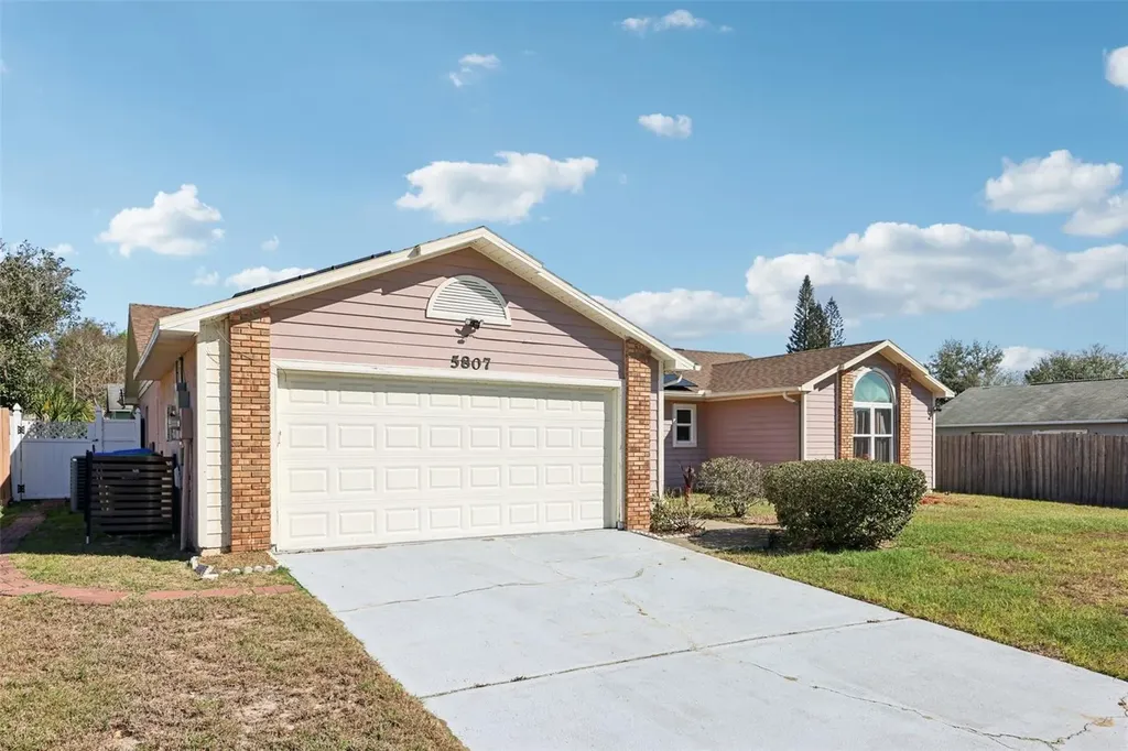 5807 Fox Hunt Trail Orlando FL 32808