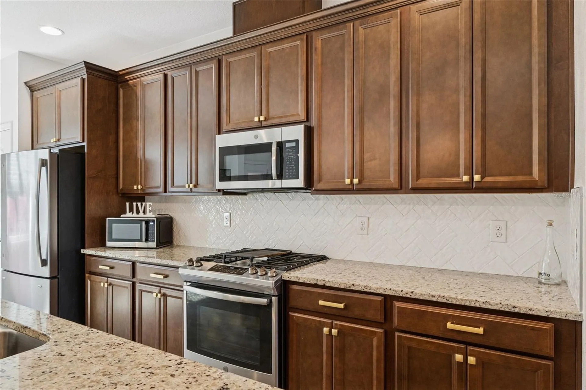 648 Orange Belt Loop Winter Garden FL 34787