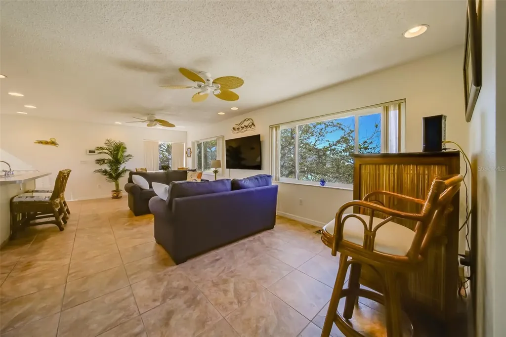 18111 1st Street E Redington Shores FL 33708
