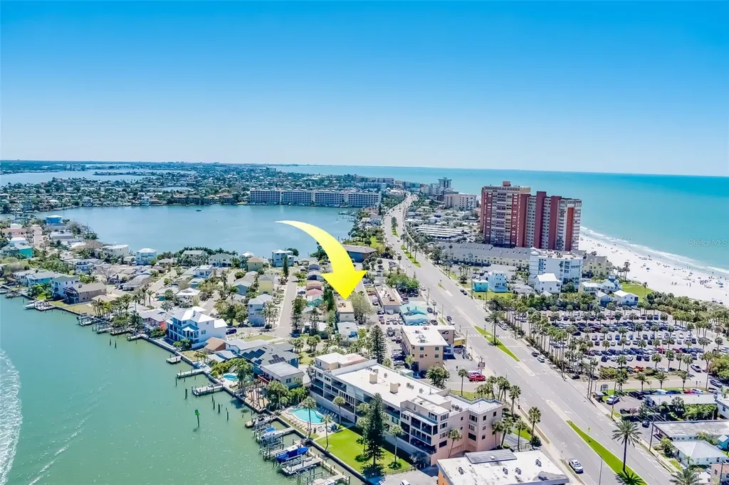 18111 1st Street E Redington Shores FL 33708