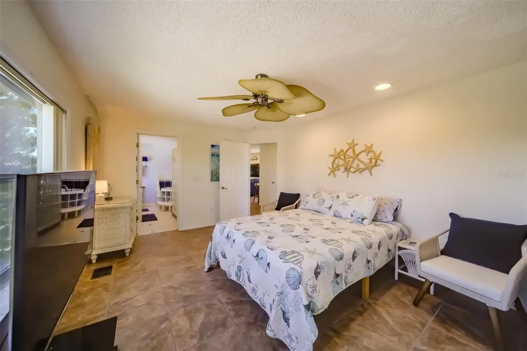 18111 1st Street E Redington Shores FL 33708