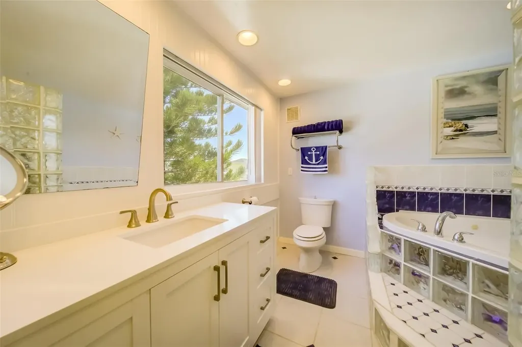 18111 1st Street E Redington Shores FL 33708