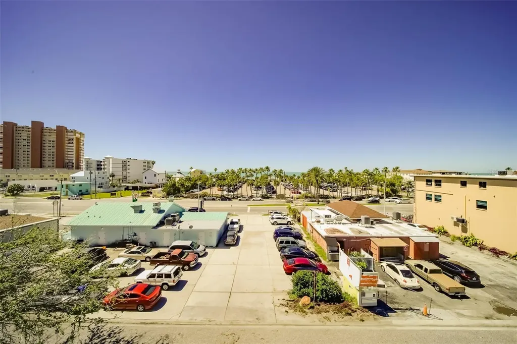 18111 1st Street E Redington Shores FL 33708