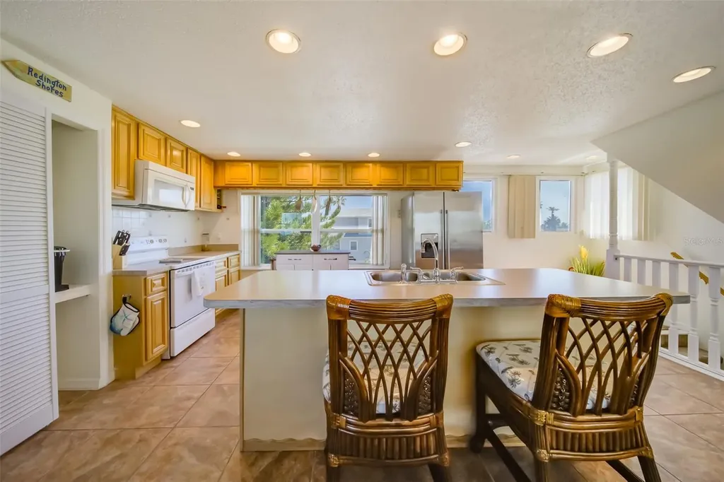 18111 1st Street E Redington Shores FL 33708
