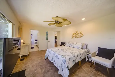 18111 1st Street E Redington Shores FL 33708