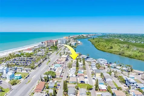 18111 1st Street E Redington Shores FL 33708