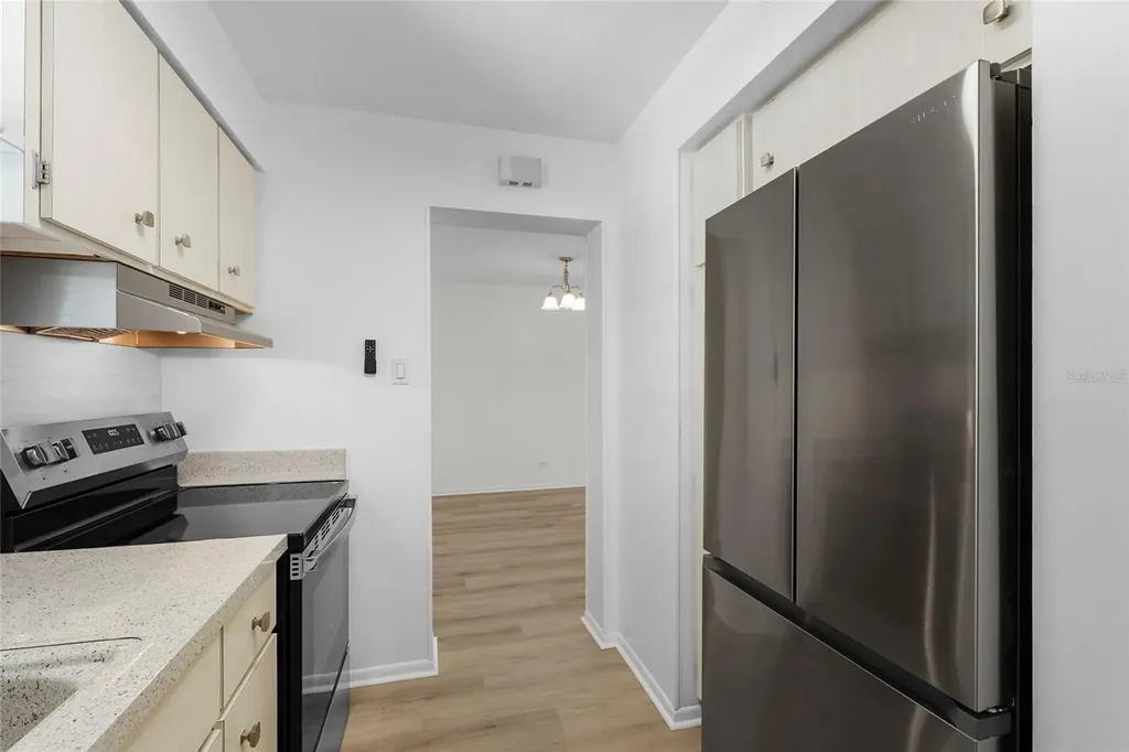3950 Roxane Boulevard Sarasota FL 34235