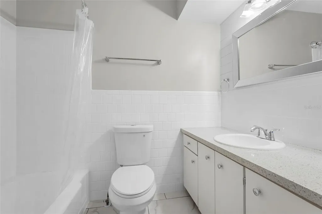 3950 Roxane Boulevard Sarasota FL 34235