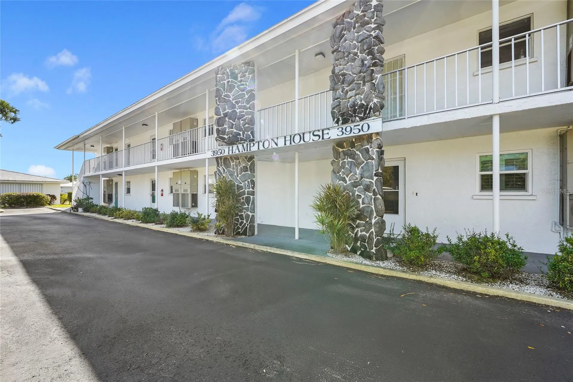 3950 Roxane Boulevard Sarasota FL 34235