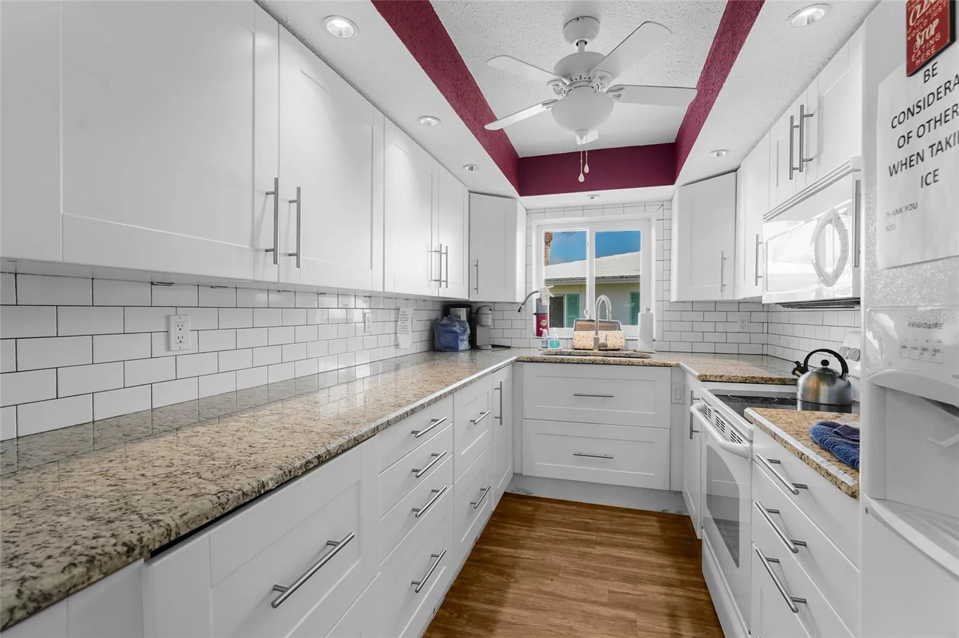 3950 Roxane Boulevard Sarasota FL 34235