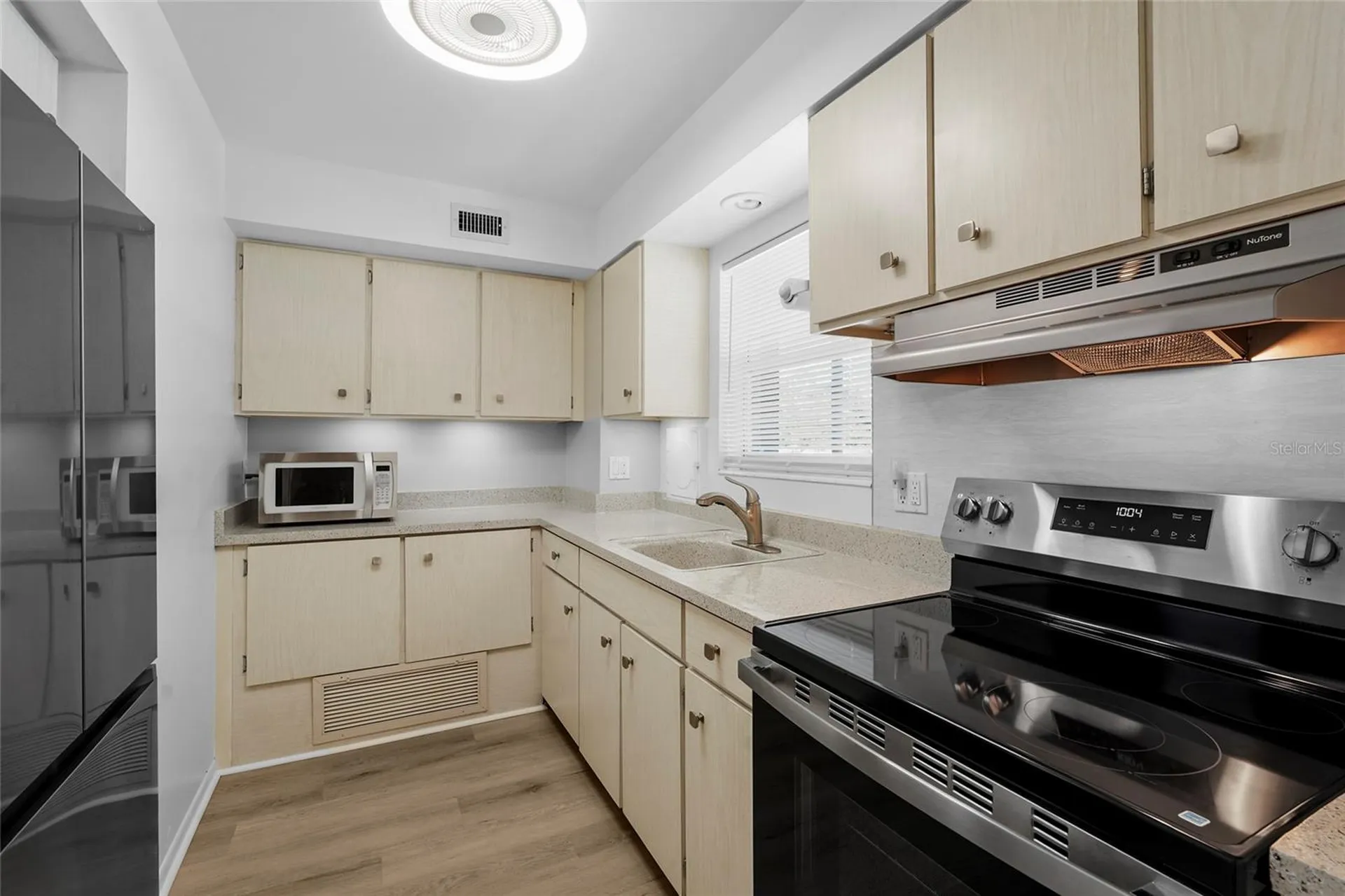 3950 Roxane Boulevard Sarasota FL 34235