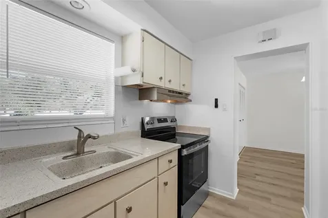 3950 Roxane Boulevard Sarasota FL 34235