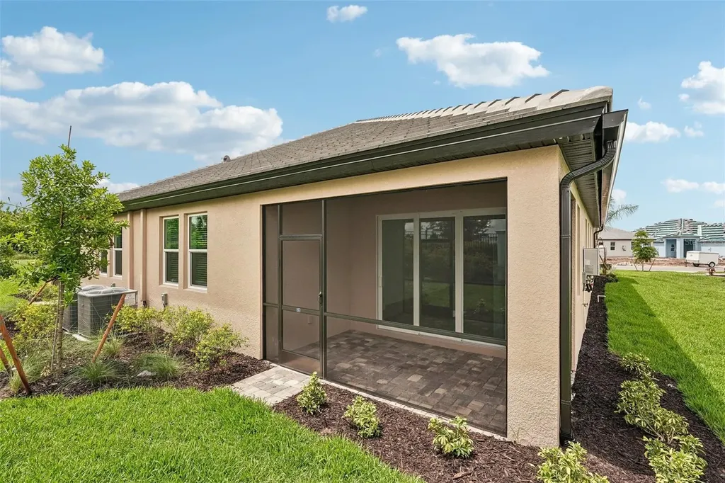18150 Cherished Loop Lakewood Ranch FL 34211