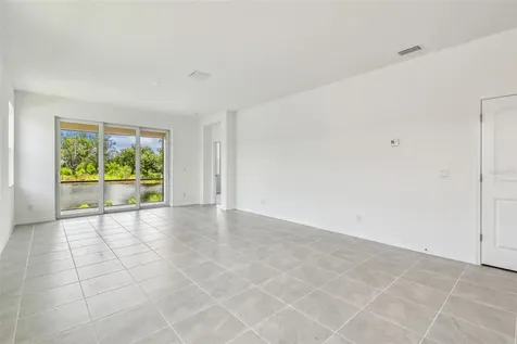 18150 Cherished Loop Lakewood Ranch FL 34211