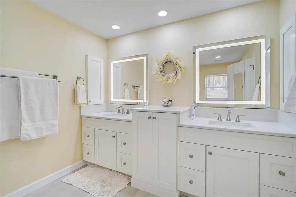 426 Bermuda Isles Circle Venice FL 34292