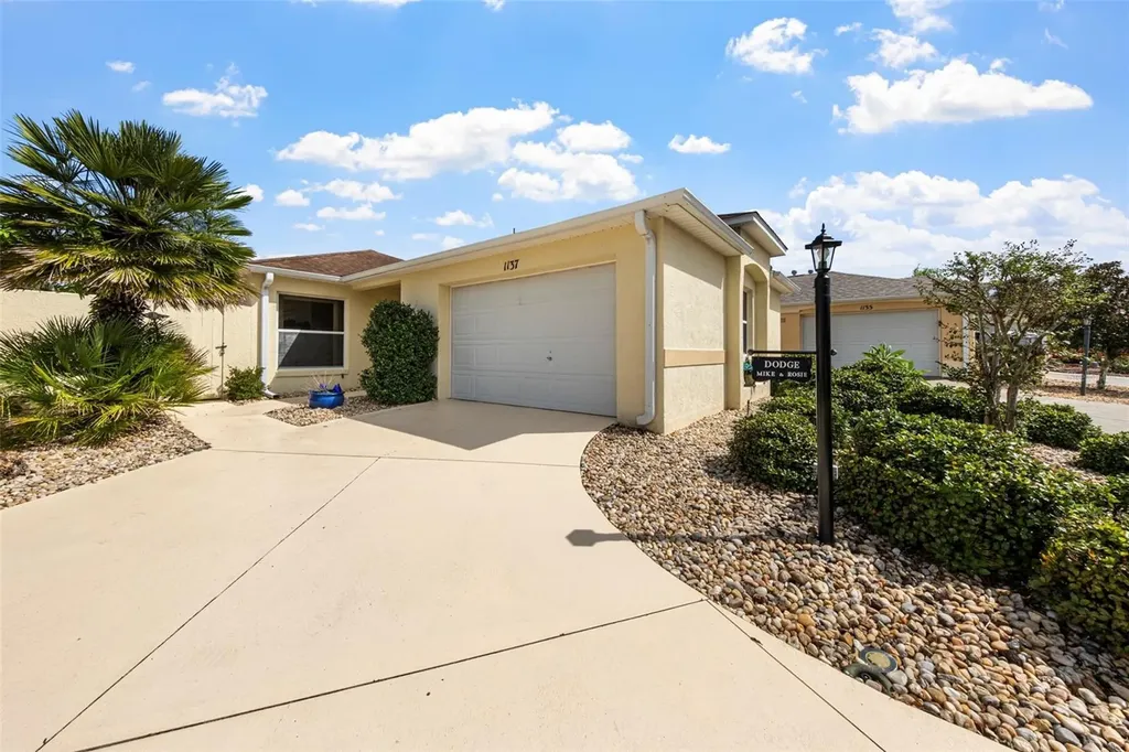 1137 Santa Cruz Drive The Villages FL 32162