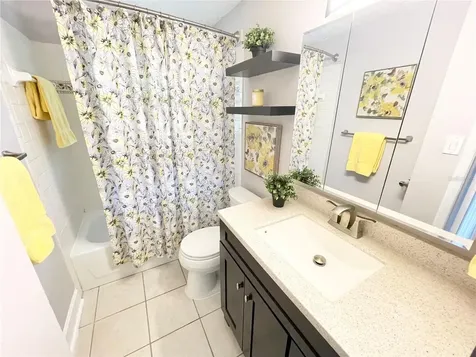 813 S Freemont Avenue Tampa FL 33606
