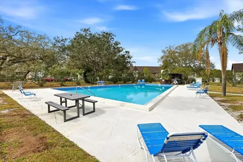 380 N Bayshore Boulevard Clearwater FL 33759