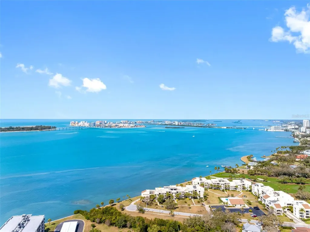 220 Belleview Boulevard Belleair FL 33756