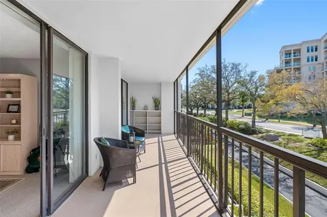 220 Belleview Boulevard Belleair FL 33756