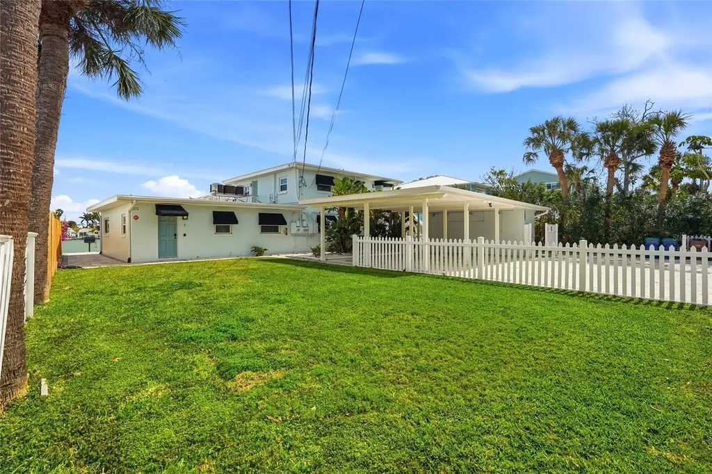 2605 Bay Boulevard Indian Rocks Beach FL 33785