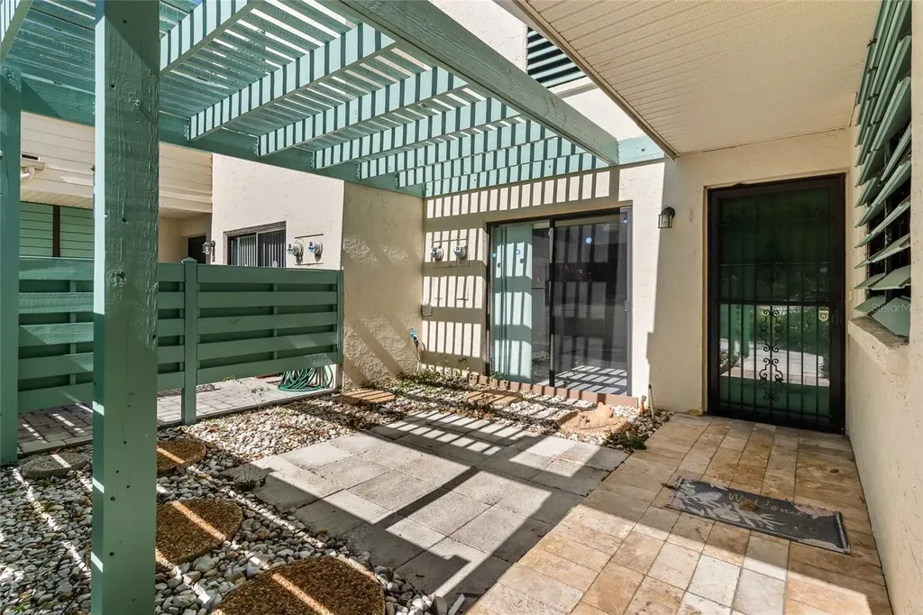 614 Spring Lakes Boulevard Bradenton FL 34210