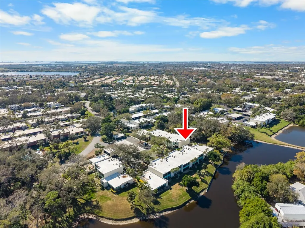 614 Spring Lakes Boulevard Bradenton FL 34210