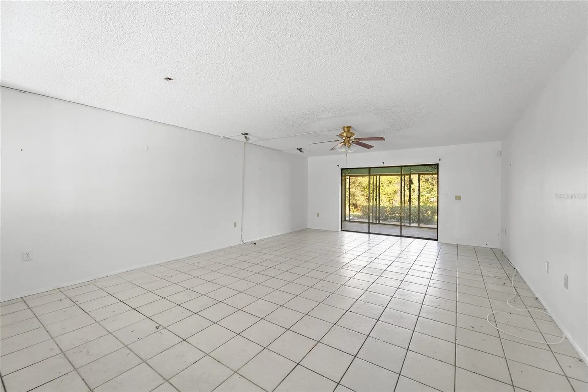 614 Spring Lakes Boulevard Bradenton FL 34210