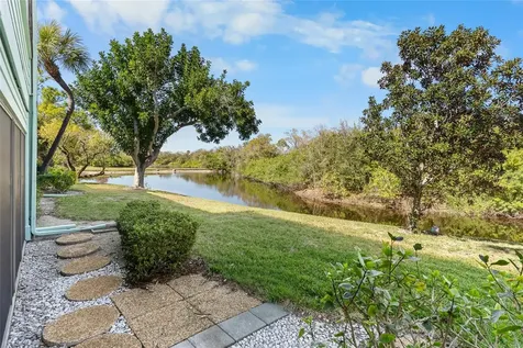 614 Spring Lakes Boulevard Bradenton FL 34210