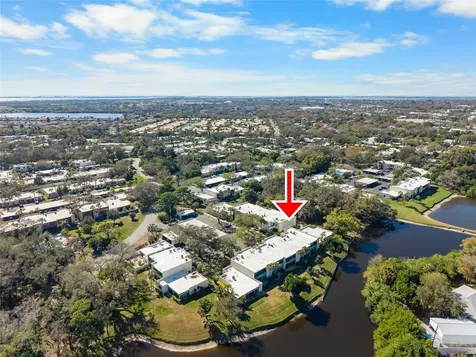 614 Spring Lakes Boulevard Bradenton FL 34210